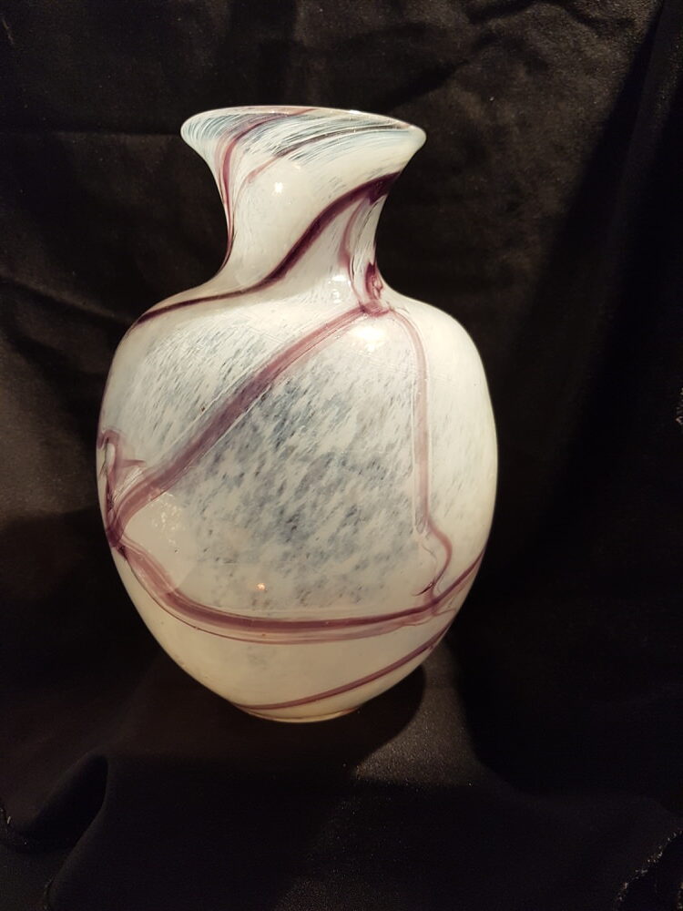 Glazen vaas wit rood uniek Handgemaakt - Afbeelding 4