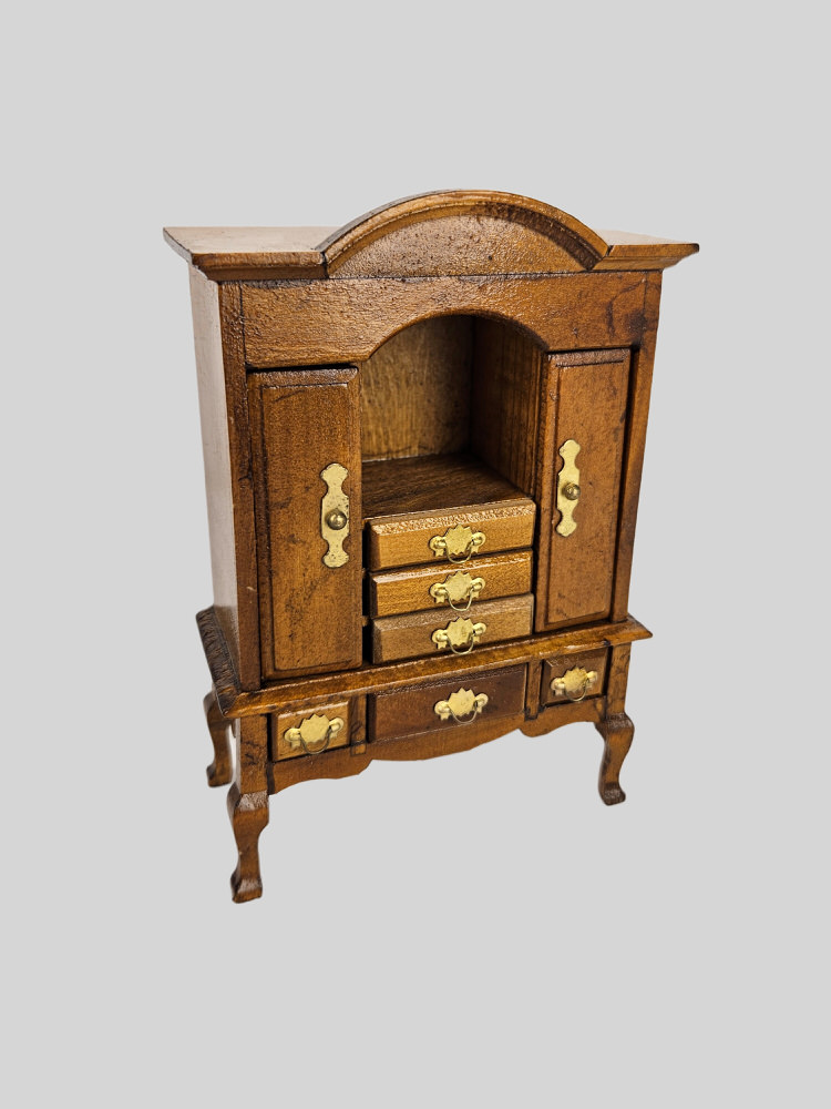 mini kledingkast poppenhuis