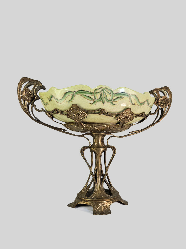 Art nouveau siercoupe