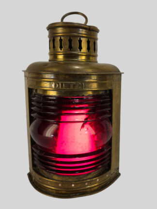 koperen bak-en stuurboord lantaarns